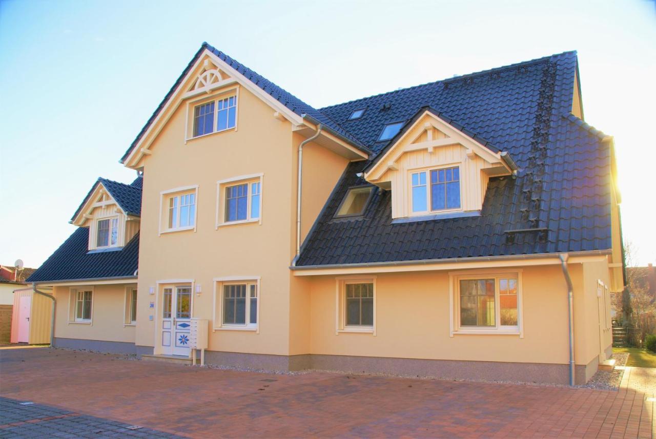 Neue Reihe 28 - Wohnung Wolke 7 Zingst Buitenkant foto
